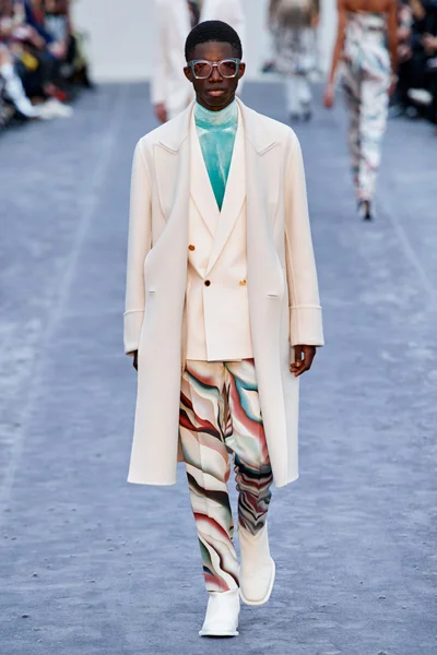 Look 45